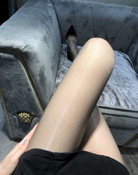 one致敬韩寒每日一部电影_午夜激情