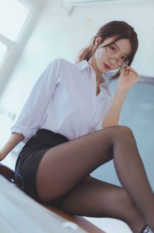 入了七十岳的滋润_英文版字幕