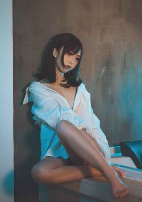 谁和他睡了_BDHD在线观看